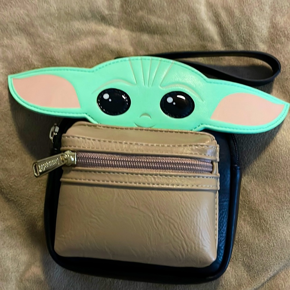 Star Wars Baby Grogu wristlet